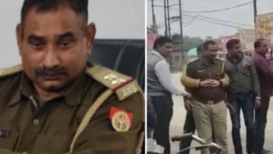 Anti Corruption team arrested an Inspector of UP Police for taking bribe from retired CO