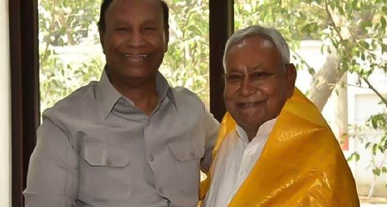 DMK Leader T R Baalu met Nitish Kumar
