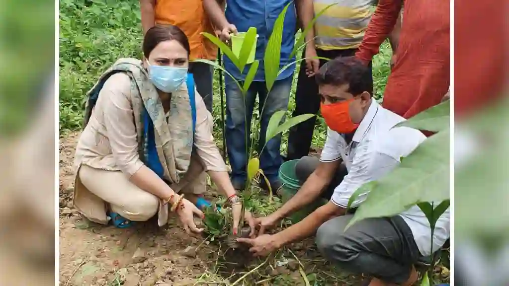 Nabanita Chakraborty Save Plants Campaign